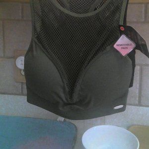 XOXO SEAMLESS BRALETEES (OLIVE GREEN AND BLACK)-S-NWT